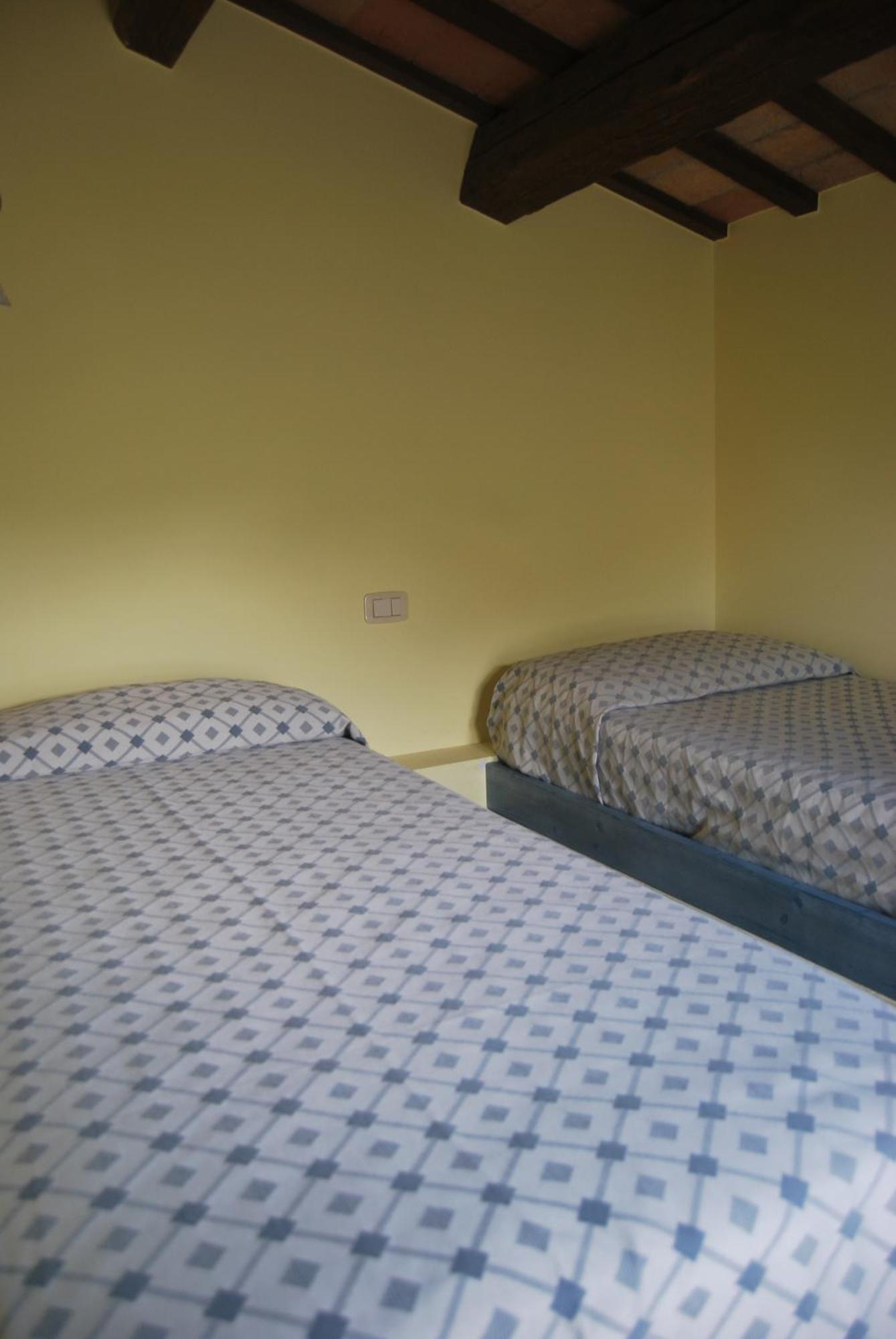 Villa Cadabo Montecarotto Zimmer foto